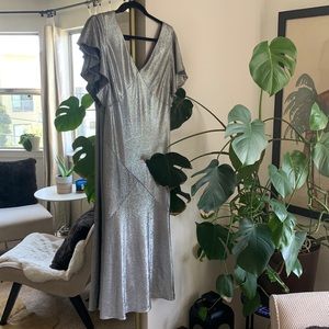 Ralph Lauren size 10 metallic silver midi dress stretchy material